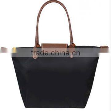 Foldable Nylon Shopping Bag With Zipper and Button Closure photo-4