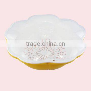 Two Layers Plastic Plum Blossom Shape Kitchen Sieve photo-5