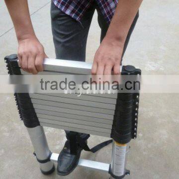 Aluminium Telescopic Ladder 3.8M photo-3