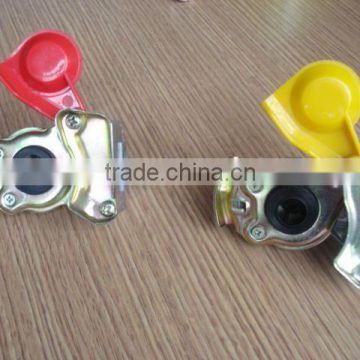 trailer air coupling