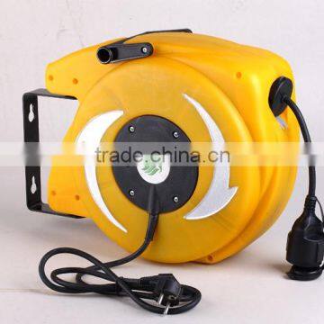 15m home appliance power cord & retractable cable reel Germany waterproof
