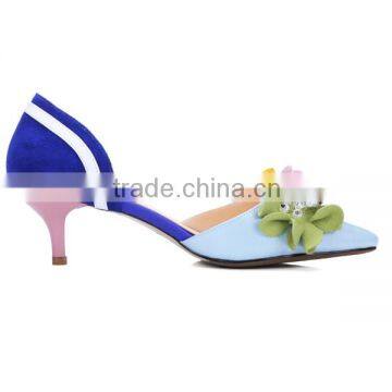 Korean Style Women Flower Mid Heel Shoes Soft Leather Dressing Shoes for Women Grace Women Dating Shoes photo-2