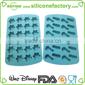 Silicone Christmas Gift in Cake Molds