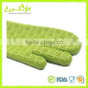 Longer 34cm Ticker 230G 3 Fingers Kitchen Silicone Oven Mitt, BBQ Gloves photo-3