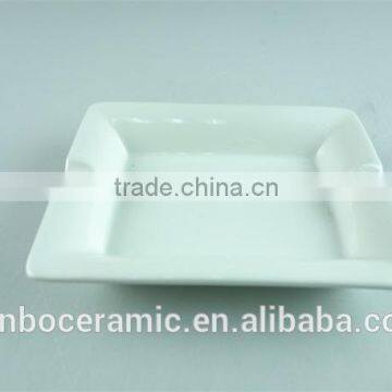 White ceramic / porcelain Rectangular /square custom ceramic ashtray stock for sale