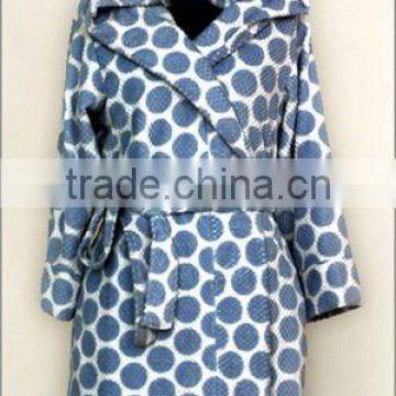 Fashion Printed Coral Fleece Bathrobe With Hat