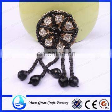 Manufacturers selling handmade beaded fringe crystal shoe accessories Tire bead embroidery