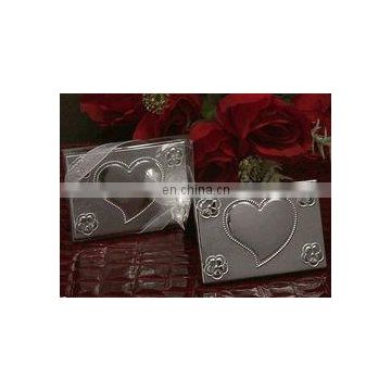 Embossed Heart Two-Piece Compact Mirror