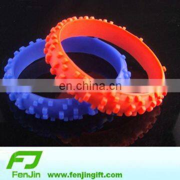 customized wheel silicone wrist band