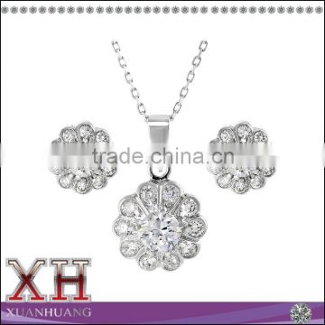 Flower Shaped Jewelry Stud Earrings & Necklace Flower Jewelry Set