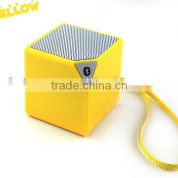 Mini wireless bluetooth audio speaker , Subwoofer portable audio speaker, wireless hands-free calls ,Yellow