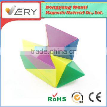 Form recognition in 2D&3D magnetic construction building educational toys for kids