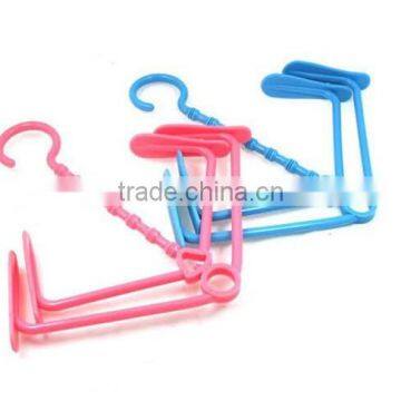 Colorful Plastic Shoes Hanger