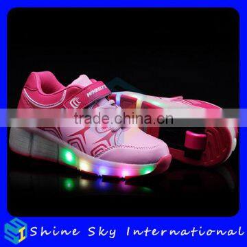 High Quality Factory Kids/Children LED Roller Skates Shoes