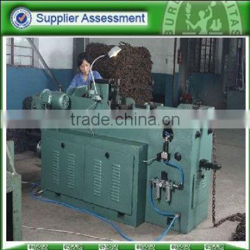 Hydraulic chain calibrating machine