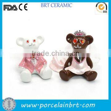 Wholesale Cute Bear Porcelain Wedding Decorating Cake Topper