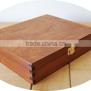 High Quality New Style Customized Logo Antique Color Wooden Essential Oil Box Wholesale photo-6
