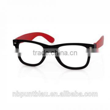 glasses with different colors lensens