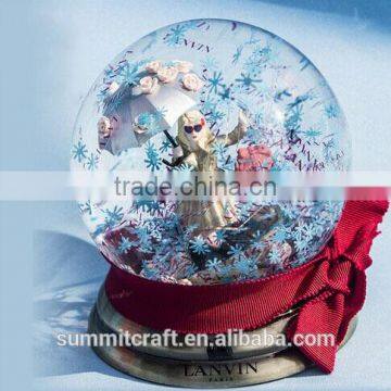 Shine color piece plastic snow globe paris french souvenir