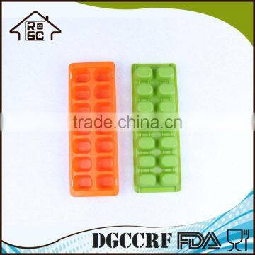 14-Cavitiy Plastic Ice Cube Tray Ice Mold Classic