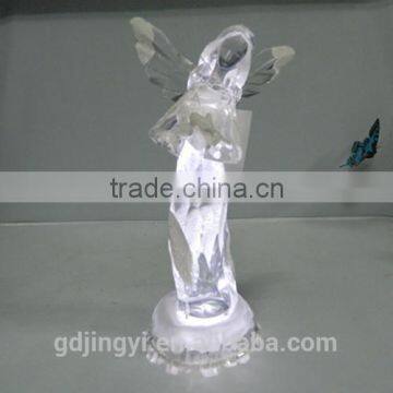 4.5V LED Light Acrylic Snow Holding Heart Angel for Valentines Decoration photo-4