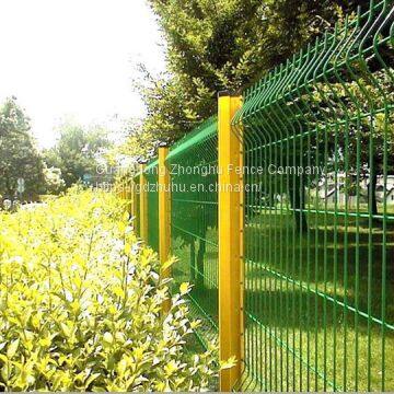 Poweder coated bending wire 3D fence design amusement park fencing