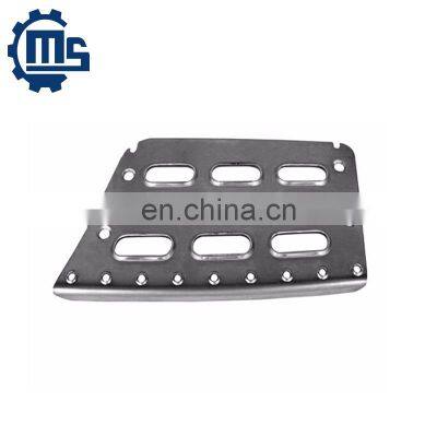 Commonly used business truck FH/FM/FMX/NH series Truck Body System Boarding Step Well Plate Step, right OEM 20360789