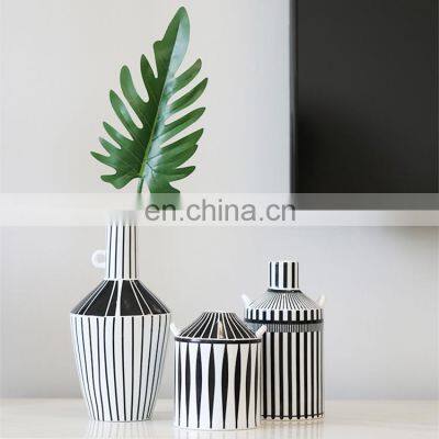 Nordic Black And White Stripes Ceramic Zebra Print Flower Vase For Living Room Decoration