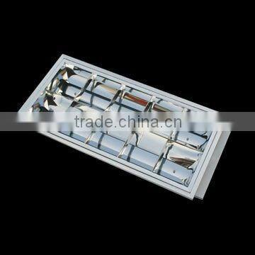 T8 Grille/Louver Fitting 2X20W White base and border
