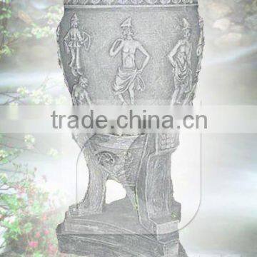 Polyresin garden statue flower vase