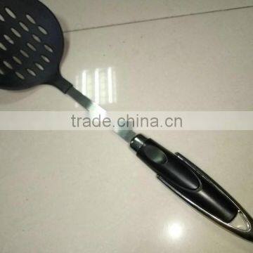 Wholesalers china nylon kitchen utensils products made in asia