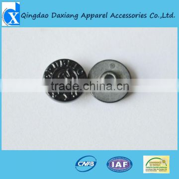 Fashion metal rivets for garment