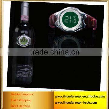 Digital red wine bottle thermometer with LCD display