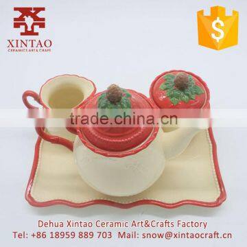 Eco-friendly Strawberry Ceramic Soup Pots With Lid for Kitchenware photo-6