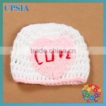 Latest White Color Crochet Hats With Pink Loving Heart Centeral Aim At Baby Child Newborn Kids