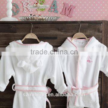 Promotional Kid Bathrobe Velvet Pile Material With Embroidery Logo