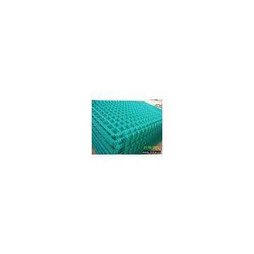 Welded wire mesh panel