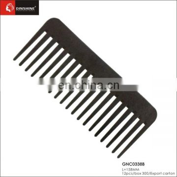 2016 top style good quality wholesale plastic salon carbon fiber product haircutting comb