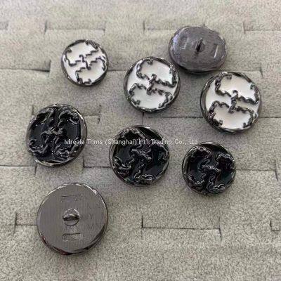 Metal sewing button