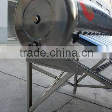 Evacuated tube concentrating solar water heater