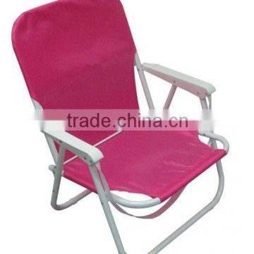 Folding pink beach chair