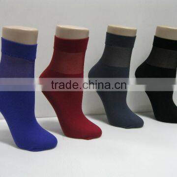 block sheer ankle socks