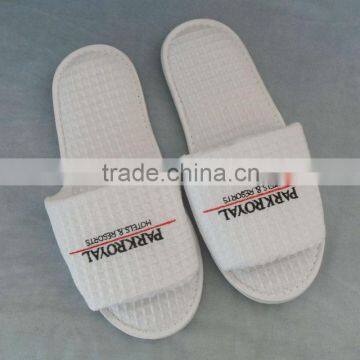 2014 New Disposable Hotel Guest Slippers