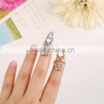 Fashion flower love finger nail ring