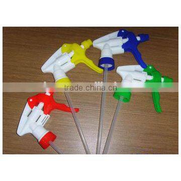 Plastic Sprayer Trigger Sprayer & Bottle Sprinkling Can Color 81104 photo-4