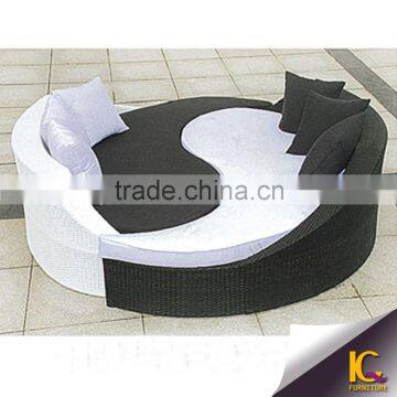 2015 Rattan daybed /round rattan daybed / outdoor wicker daybed