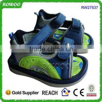 Kid's beach anti-slip sole and cute SGS sandals in china wholesale