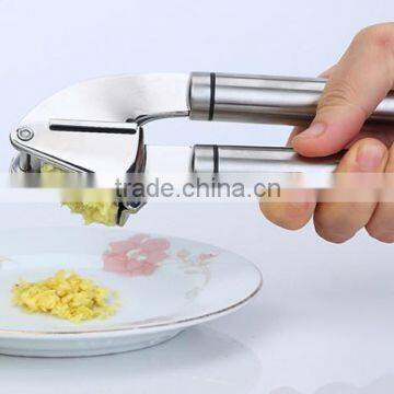 High Quality Food Grade Garlic Press Stainless Steel photo-2