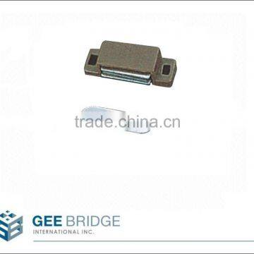 0801023 Plastic Housing Furniture Hardware Door Cabinet Magnetic Catch