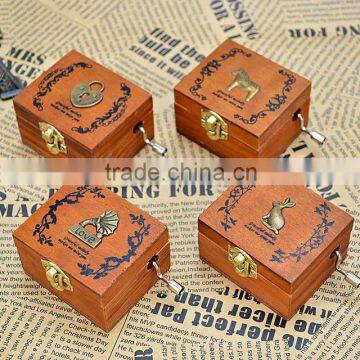 Christmas mini wood music box for gift